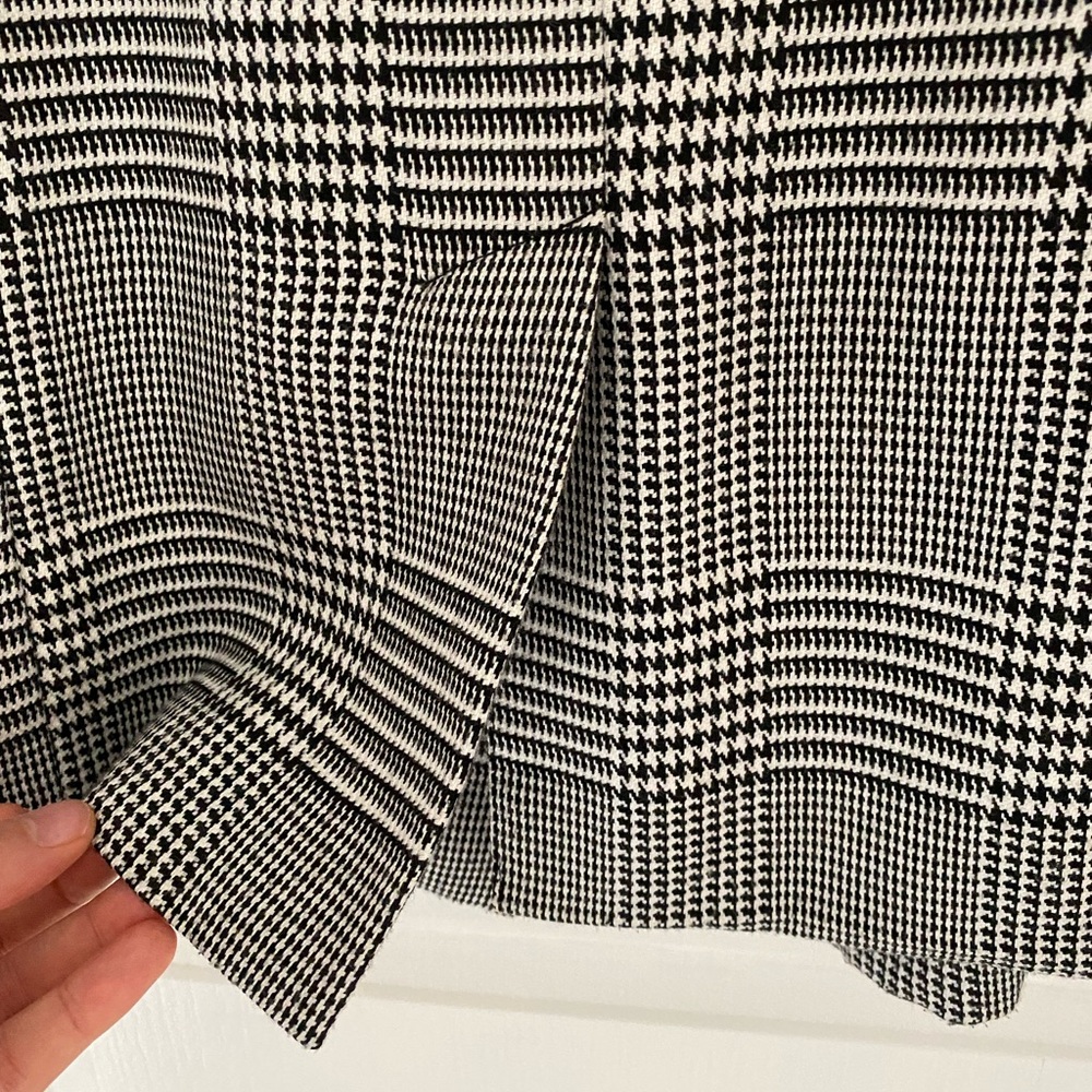 Forever 21 Black and White Houndstooth Blazer - Picture 9 of 11